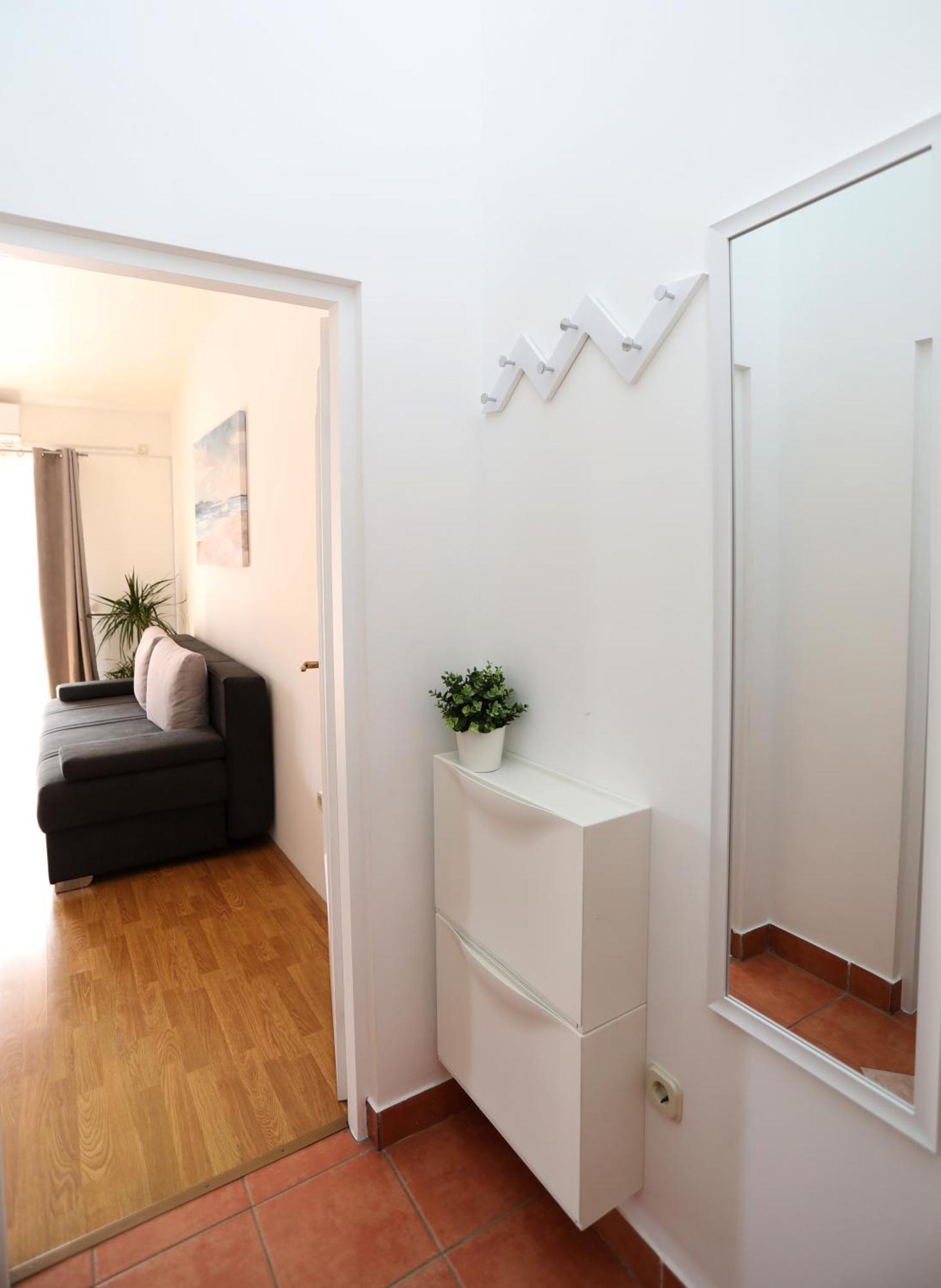 Apartment Loly Medulin Extérieur photo